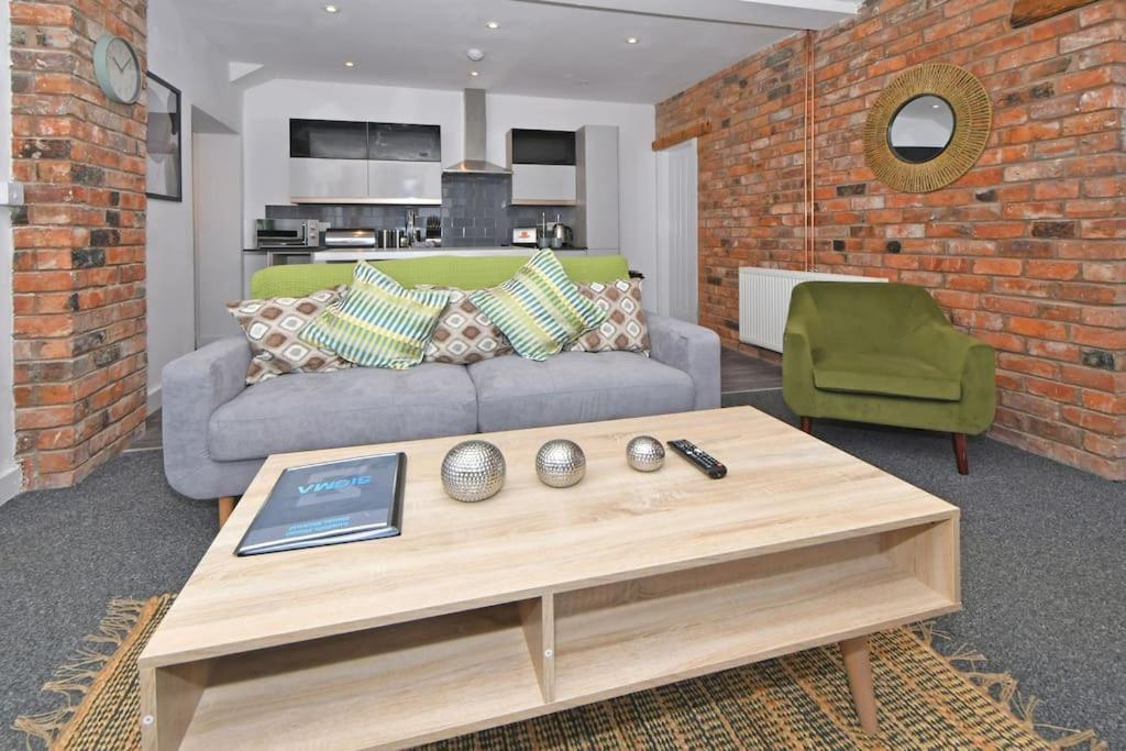 Lyndale House - By Sigma Stays Crewe Luaran gambar