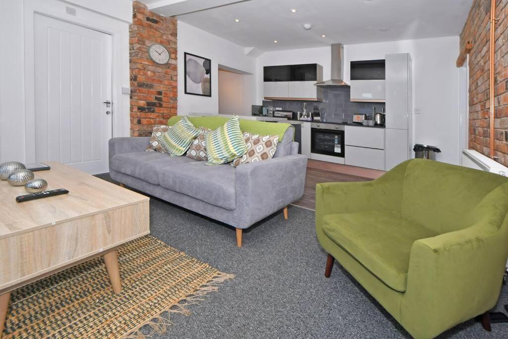 Lyndale House - By Sigma Stays Crewe Luaran gambar